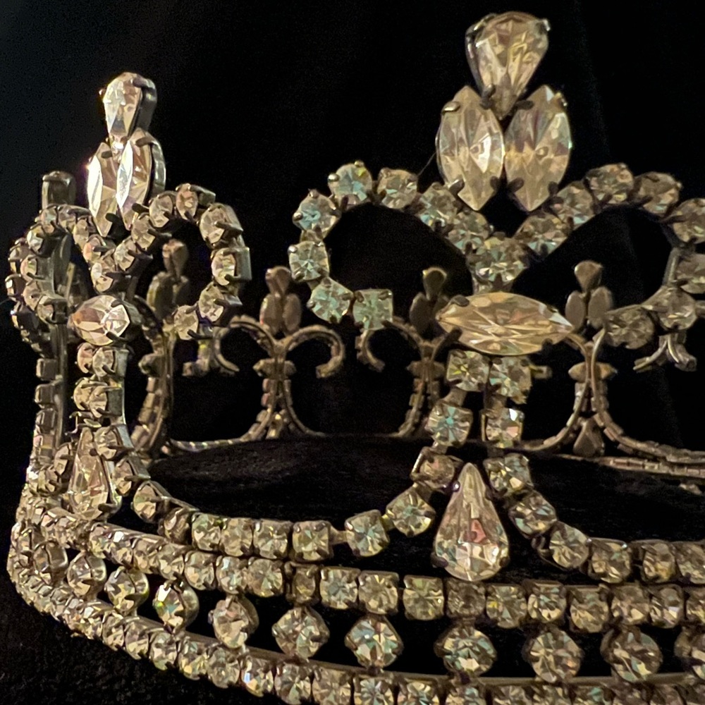 Crystal Rhinestone Vintage Pageant Crown - Picture 3 of 5